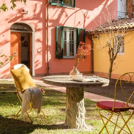Piazza Maggiore - Il Sentiero With Private Garden Apartment Bologna