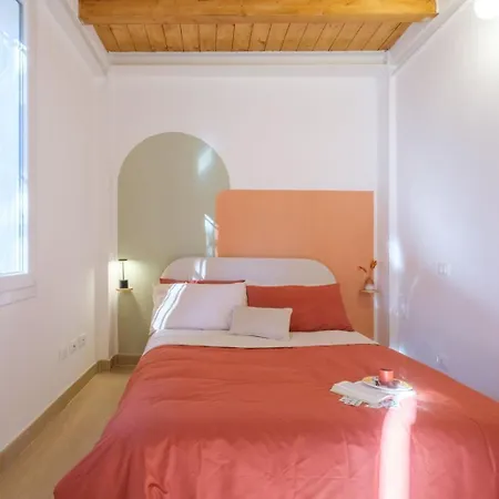 Apartment Piazza Maggiore - Il Sentiero With Private Garden *